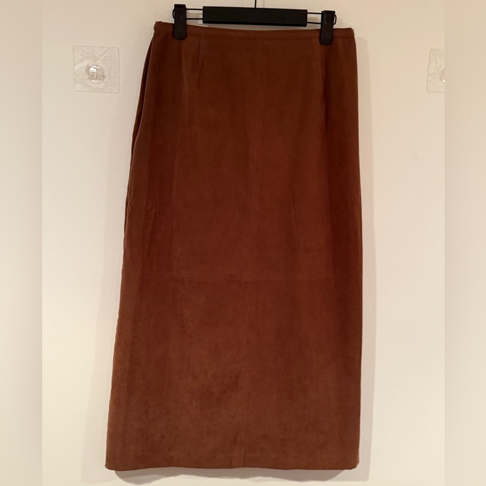 Light Brown Midi Pencil Skirt for Work 
Waist is 14 1/2”
Length 34”